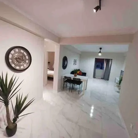 Appartamento Elegance To Close From Lisbon!