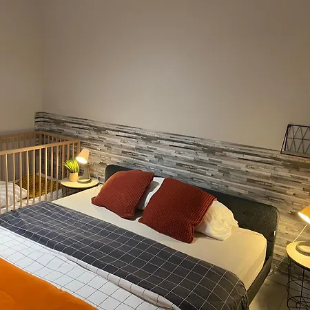 Elegance To Close From Lisbon! * Montijo
