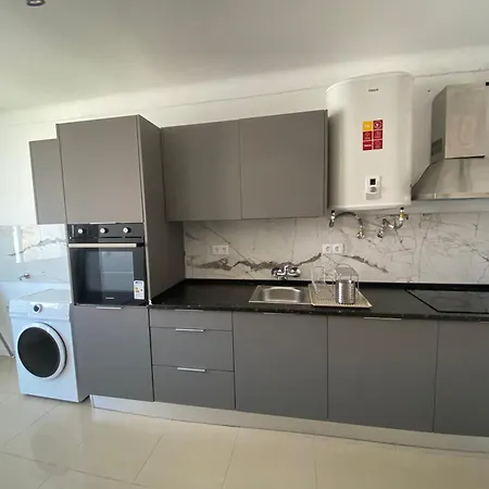 Appartamento Elegance To Close From Lisbon!